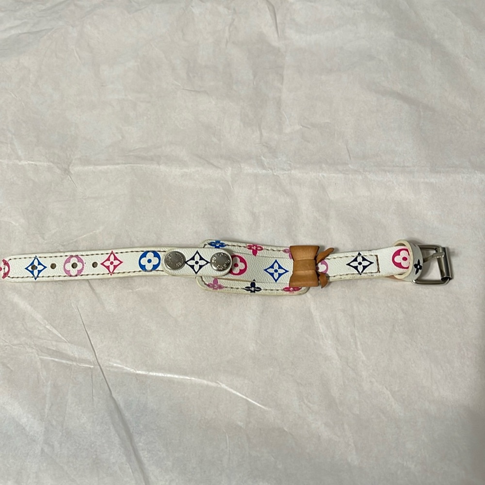 LV bracelet